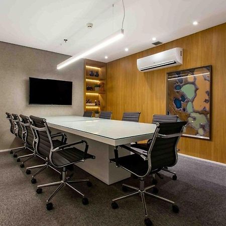 Suite Luxuosa Com Cozinha Blend Smart 1356 Goiânia Exteriér fotografie